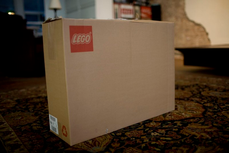 Illustration for article titled LEGO's Ultimate Collectors Millennium Falcon Unboxed, Now Shipping with 4-pound Manual